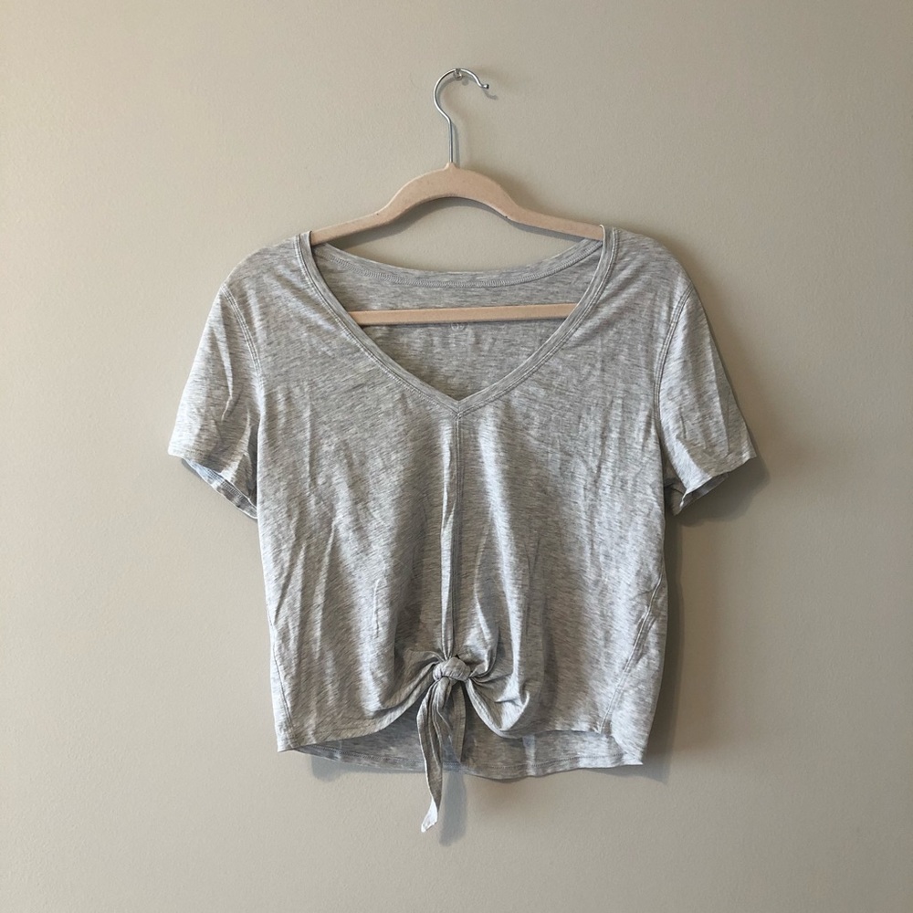 Lululemon athletic top